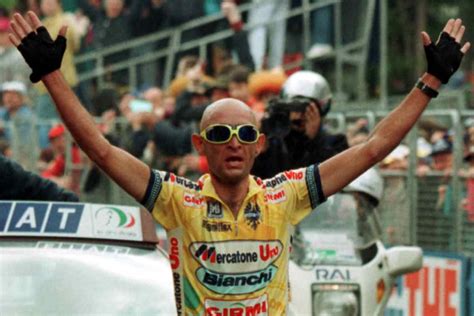 Il Caso Pantani Doveva Morire Luca Steffenoni A Bicizen Ecco Perché