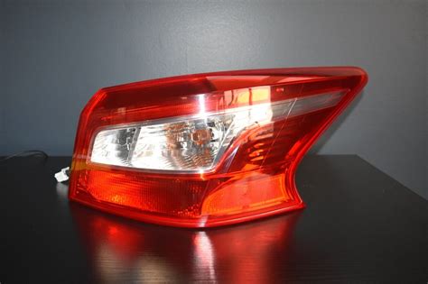 Nissan Sentra 2016 2017 2018 2019rear Tail Lamp Right Passenger 26550 3yu0a Ebay