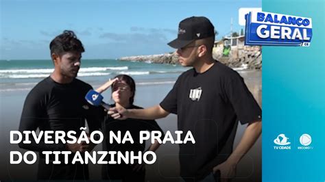 Sem telas diversão e cuidado a saúde ao ar livre na praia do