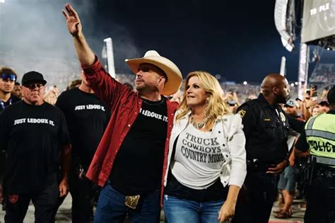 Garth Brooks Marriage To Wife Trisha Yearwood After Split His Three