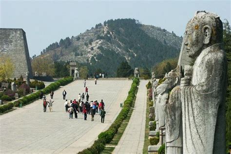 Xian Qianling Mausoleum Qianling Mausoleum Of The Tang Dynasty