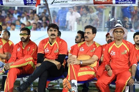 CCL 6 Telugu Warriors Vs Karnataka Bulldozers Match Photos Photo 11 Of 63