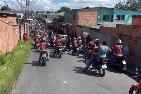 Morte De Mototaxista Gera Protesto Contra Inseguran A Em Rua De Manaus