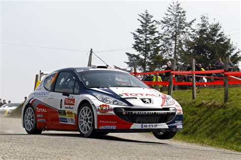 Lyon Charbonnières Robert impose la 307 WRC Bouffier sa 207 S2000