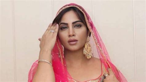 Attractive Real Pakistani Pathan Exposes Her Body Telegraph