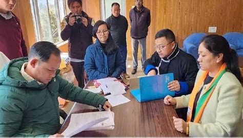 Arunachal Pradesh Bjp Candidate Tsering Lhamu Set To Win Lungla By