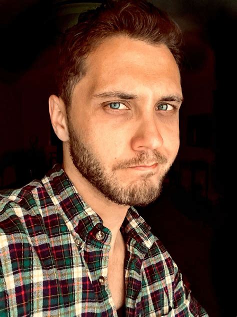 Meet Andrew Frankel – CanvasRebel Magazine