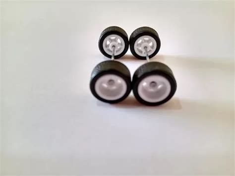 Hot Wheels Rodas C Pneus Borracha Custom Small White MercadoLivre