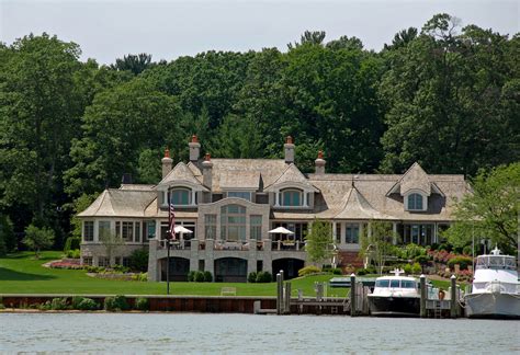 51 Stunning Lake Houses Famous New Old Big And Cozy