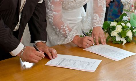 Voici Pourquoi Vous Ne Devez Surtout Pas N Gliger Votre Contrat De Mariage