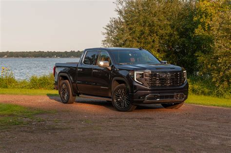 Review Gmc Sierra Denali Ultimate Cruises Past Competition