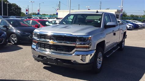 Chevrolet Silverado Wd Crew Cab Lt Silver Ice Metallic Roy