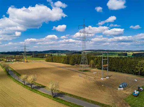 Eib Invests Nearly Half A Billion Euros In Major German Grid Expansion