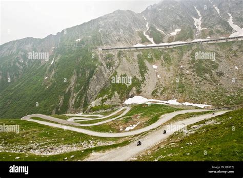 Tunnel Del San Gottardo Immagini E Fotografie Stock Ad Alta Risoluzione