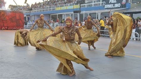 Carnaval 2025 SP abre venda de ingressos para o lançamento dos sambas