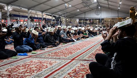 Thousands Of Muslims Commemorate Al Qadr Nights Night Of Powers At