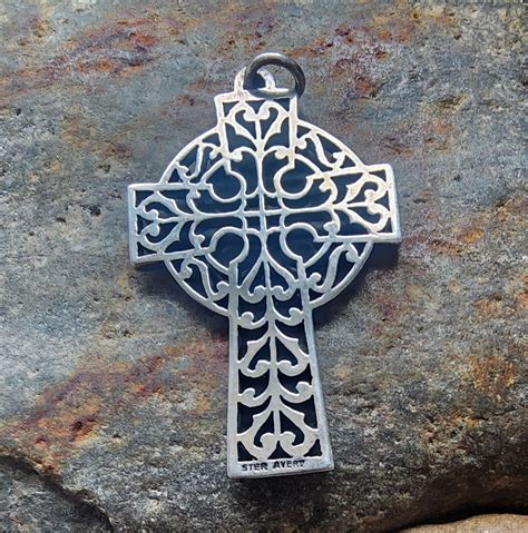 Retired James Avery Openwork Cross Pendant Sterling S Gem