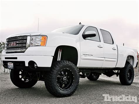 Beast Within Lift Kit On A 2008 Gmc Sierra 2500hd