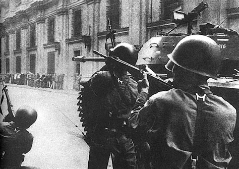 40 Años Del Golpe Militar En Chile El Nacimiento De La Dictadura En Fotos