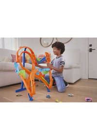 Hot Wheels Action Vertical 8 Jump Trackset GALERIA