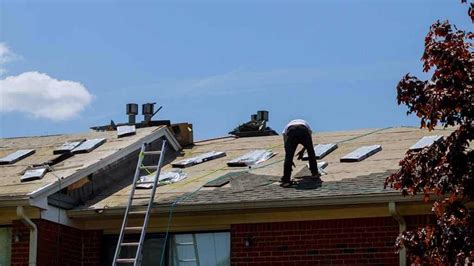 How To Remove Roof Shingles The Quick And Safe Method