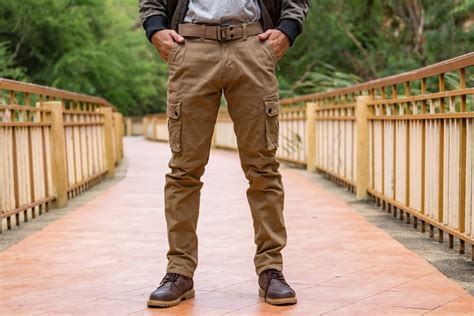 Streetwear Style Tips How To Style Cargo Pants Standout