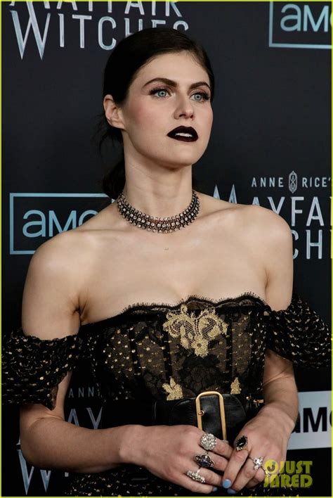 Alexandra Daddario Goes Gothic Chic At Mayfair Witches Premiere Photo 4869179 Lisa Rinna