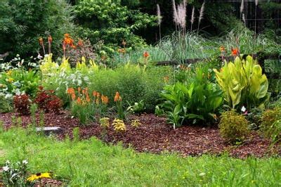 Hot Color Honey Brook Gardens