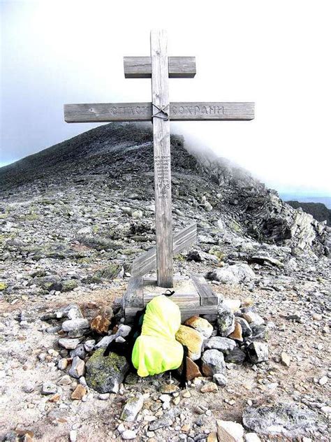 Gora Narodnaya, гора Народная : Climbing, Hiking & Mountaineering ...