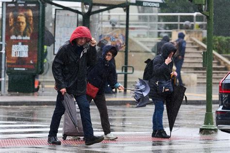 La Borrasca Celine Pondr Este Lunes En Riesgo Por Lluvia Y Oleaje A