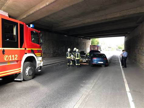 FW GE Verkehrsunfall Mit Zwei Verletzten Personen In Gelsenkirchen