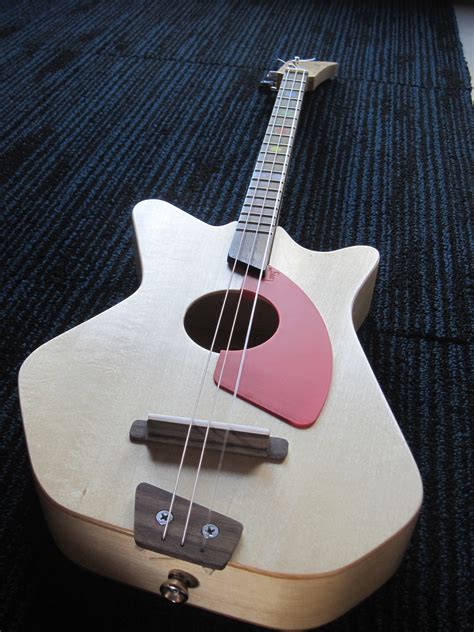 Review: The Loog Guitar — Zooglobble