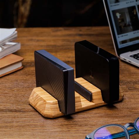 Подставка из ЯСЕНЯ внешних жестких дисков, держатель SSD / HDD ...