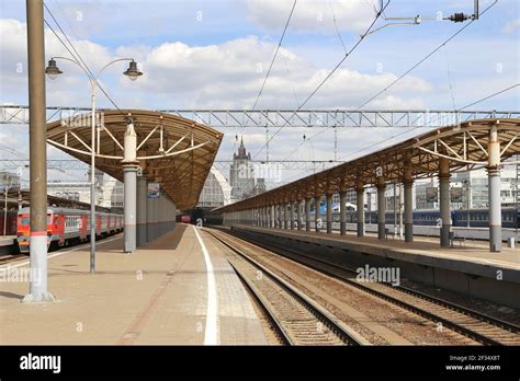 Kiyevskaya railway station (Kiyevsky railway terminal, Kievskiy vokzal ...