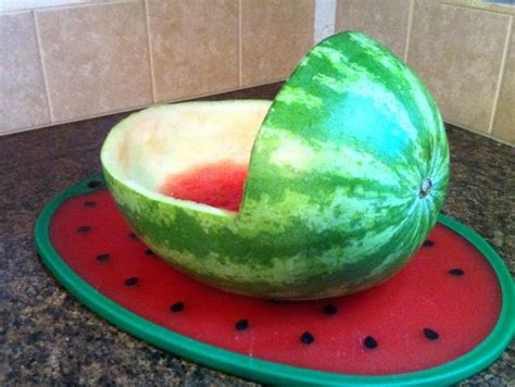 HOW TO CARVE: A WATERMELON PIG - What About Watermelon?