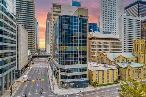 441 5th Ave Sw Calgary Ab T2p 2v1 441 Fifth Loopnet