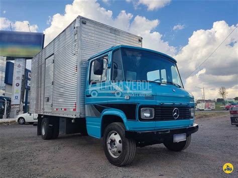 Caminhao Mercedes benz MB 708 usado à venda em Curitiba Paraná PR