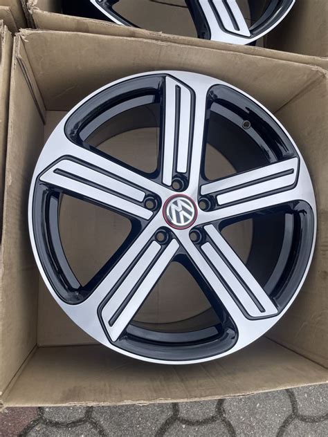 Felgi Vw Golf R 19 Cali Gti Gtd 5x112 Cadiz Line Idealne Nie Pretoria