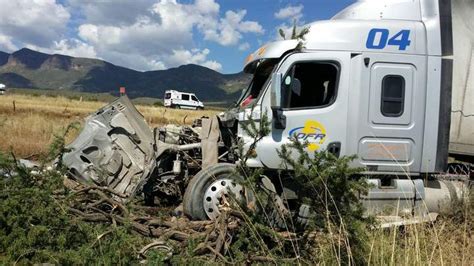 Trailero Sufre Accidente En La Carretera Federal A México