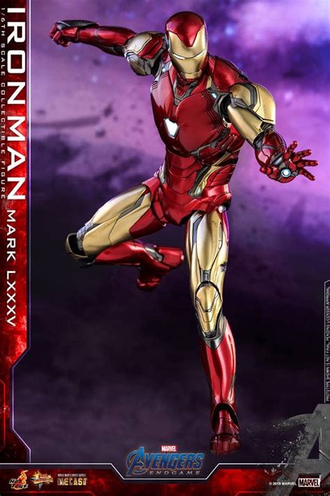 Hot Toys Reveals Avengers Endgame Thanos And Iron Man Figures