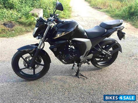 Black Yamaha Fz Fi V2 Motos