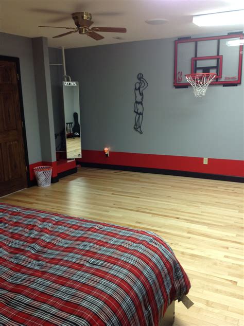 Basketball Court Bedroom - aisleinspire