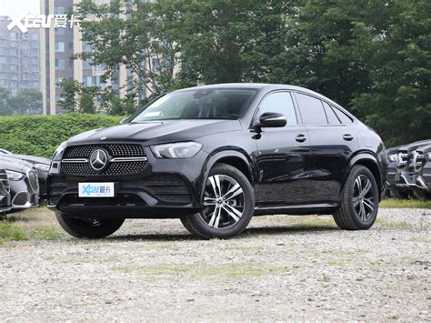 【2022款奔驰gle插电式混合动力轿跑suv 改款 Gle 350 E 4matic 轿跑suv整体外观 2137张图片】汽车图片