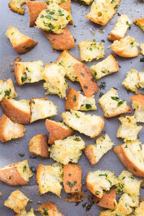 Easy Homemade Croutons