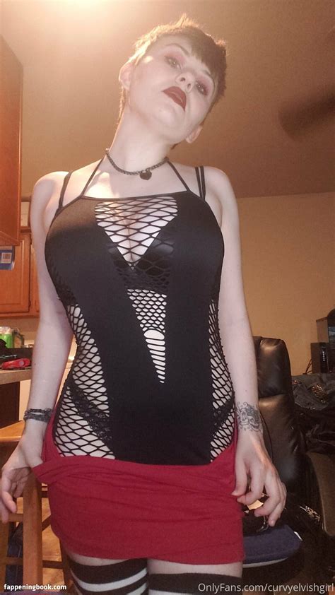 Curvyelvishgirl Thesuper Curve Nude OnlyFans Leaks Fappening FappeningBook