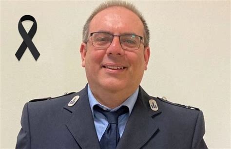 Tragico Lutto Per La Polizia Italiana Muore In Ufficio A Soli Anni