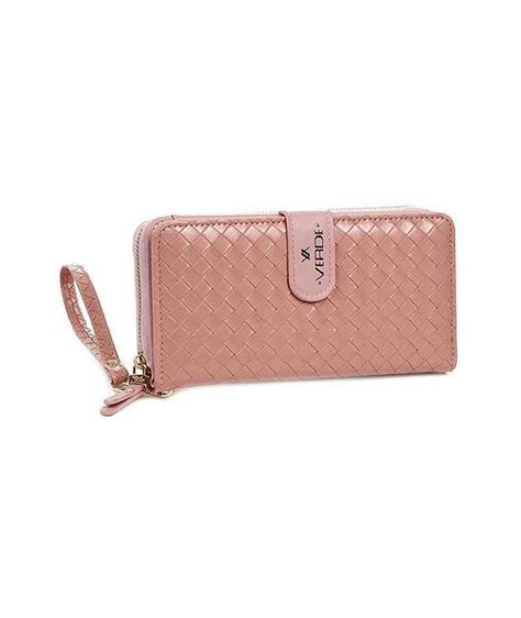Онлайн магазин By Accessories: чанти, шапки, очила, аксесоари
