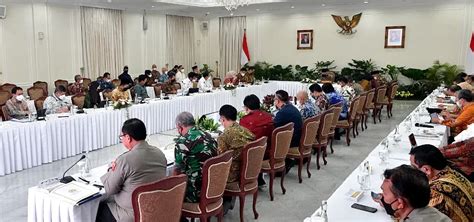 Wapres Pimpin Rapat Pleno Percepatan Penghapusan Kemiskinan Esktrem