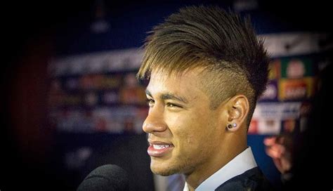 Details 100 Como Es El Peinado De Neymar Abzlocalmx