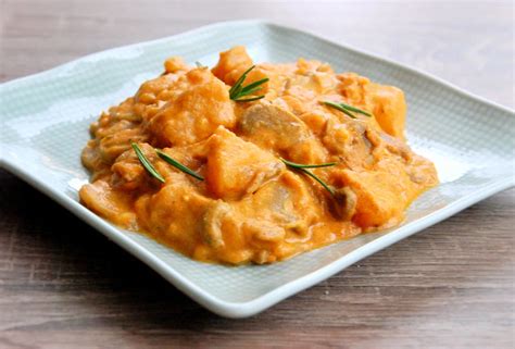 Картошка с грибами «по-венгерски». Очень вкусное блюдо на любой кошелек ...